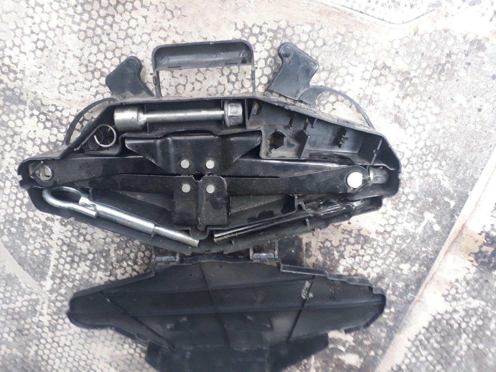 Renault trafic vivaro primastar 01-14r zestaw lewarek klucz podnosnik