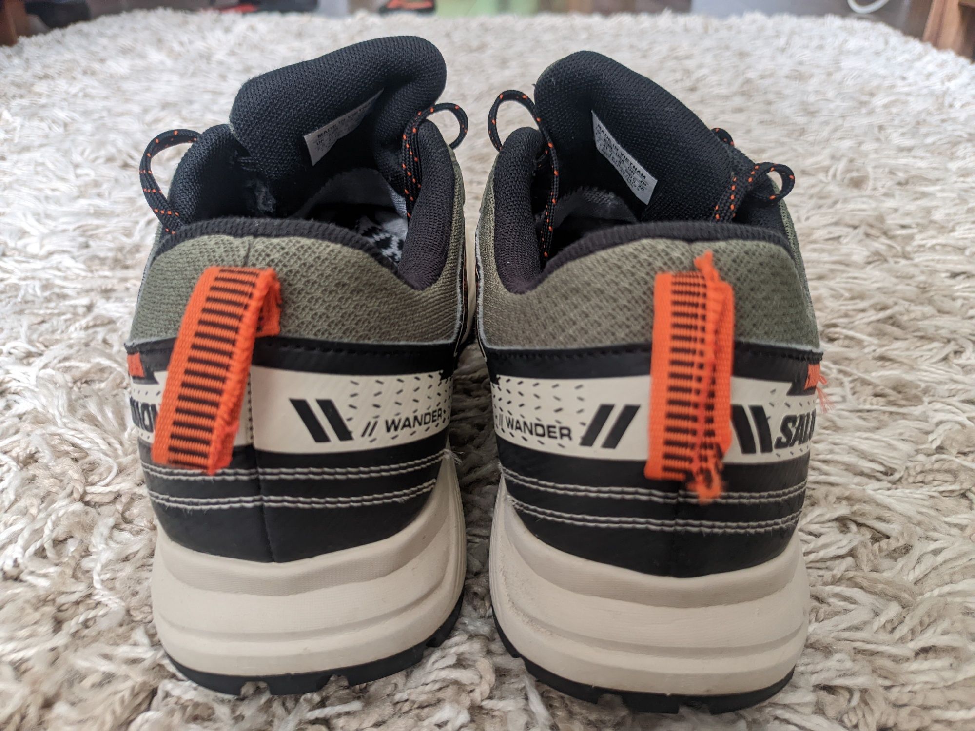 Salomon Wander Gore-tex