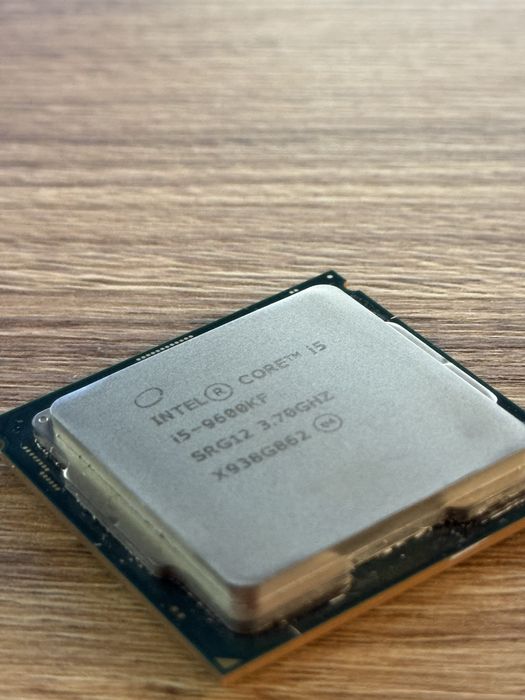 Процесор intel i5 9600KF