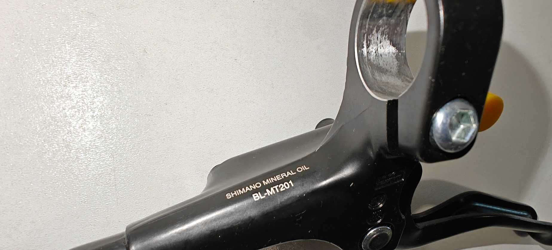 Hamulec tarczowy Shimano BL-MT201/BR-UR300 tylny