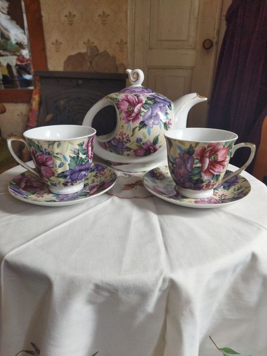 Чайные пары с чайником в цветы