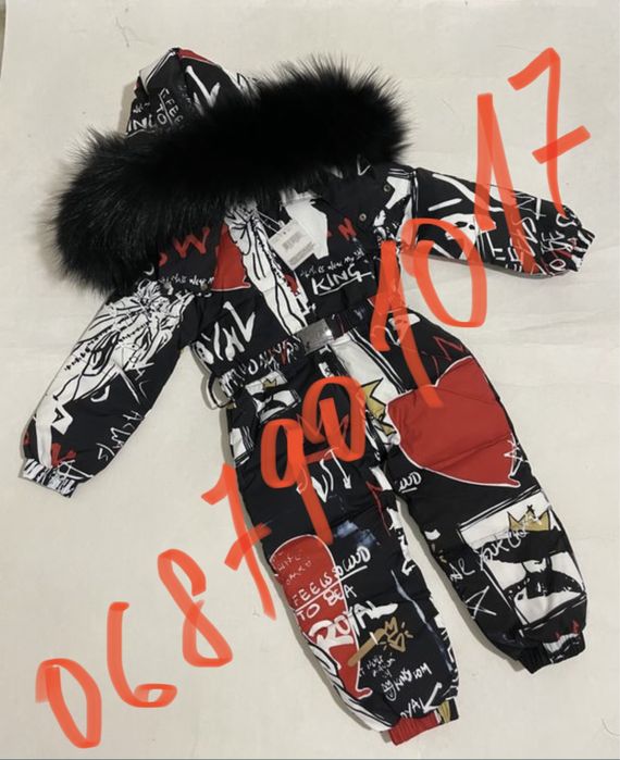 Слитный  суцільний зимовий пуховий зимний комбинезон Монклер Moncler