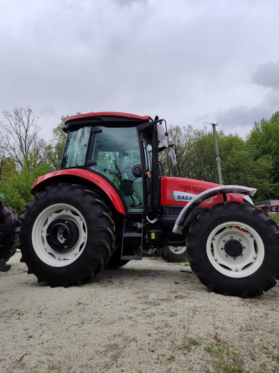 Універсальний трактор Basak 2110 S (110 к.с.)