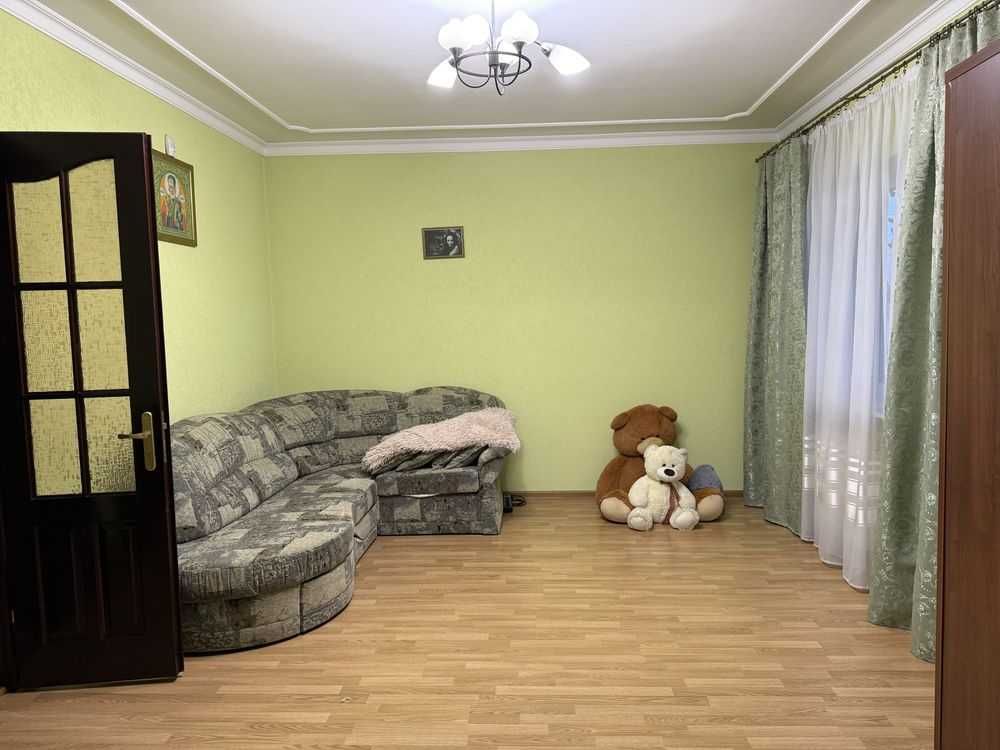 Продаж будинку 250м2 Жовква Львівськаобл 20хв до Галицького перехрестя