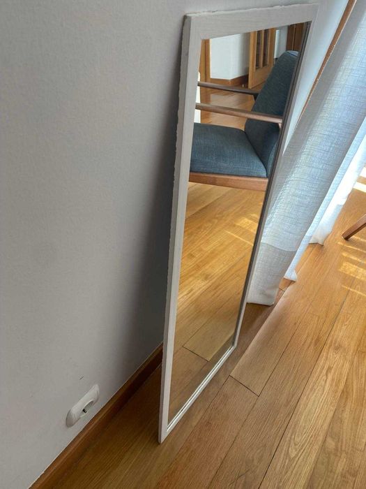 Espelho branco Ikea