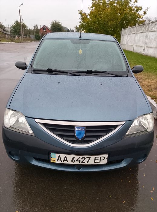 Рено дача логан сів та поїхав