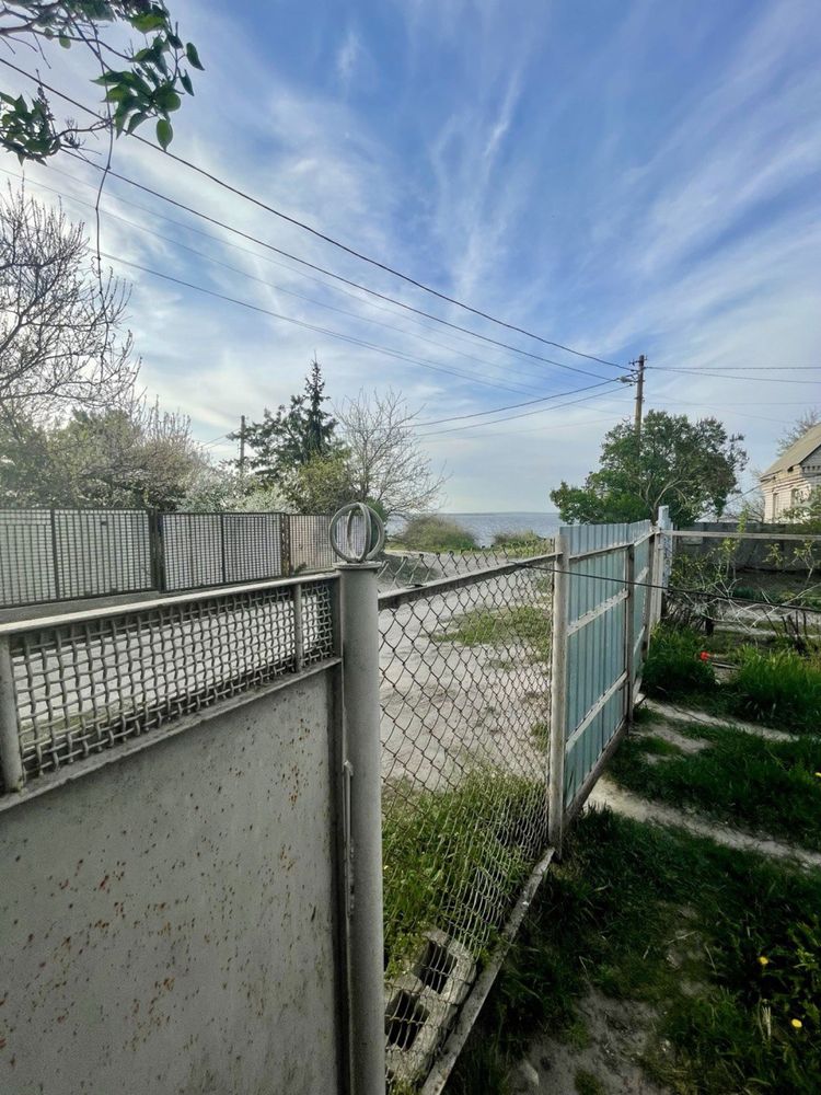 Продажа. Одинковка. Добротный теплый дом, 8 соток. Берег реки Самара