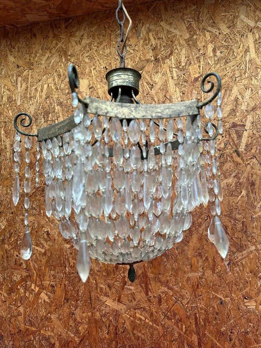 Lustre/Candeeiro de suspensão antigo - Latão e pingentes em cristais