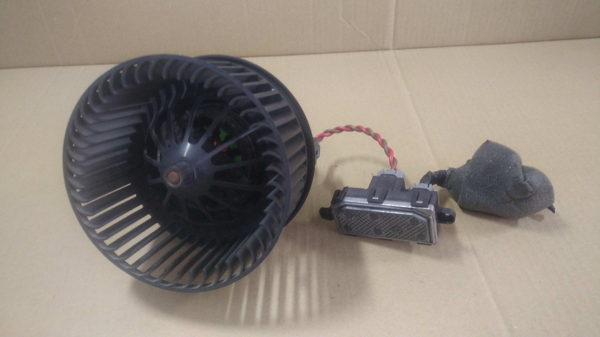 / Focus MK3 rezystor dmuchawy dmuchawa