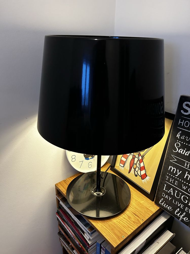 Candeeiro IKEA Kulla mesa preto