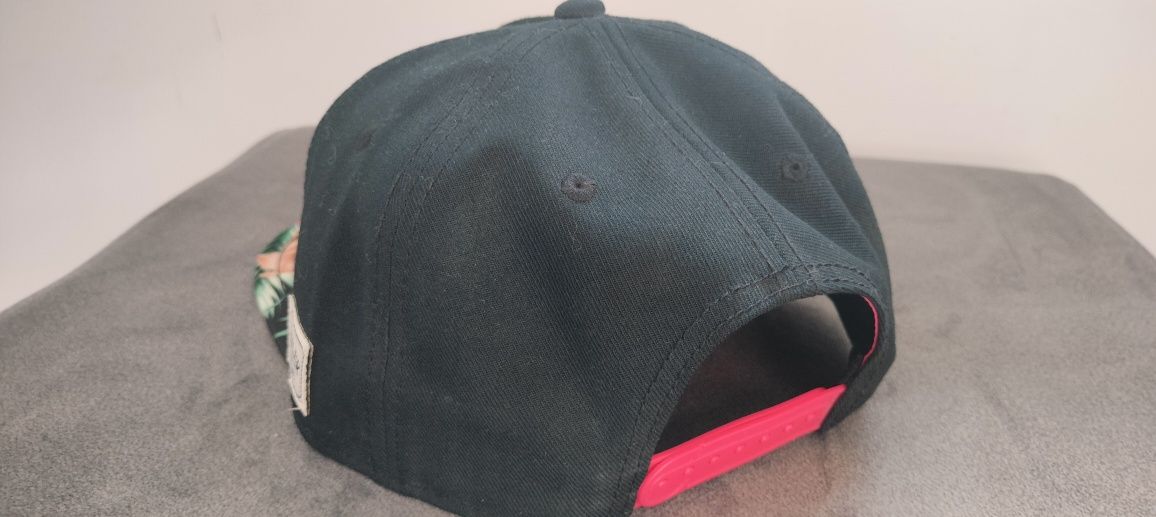Czapka typu Snapback