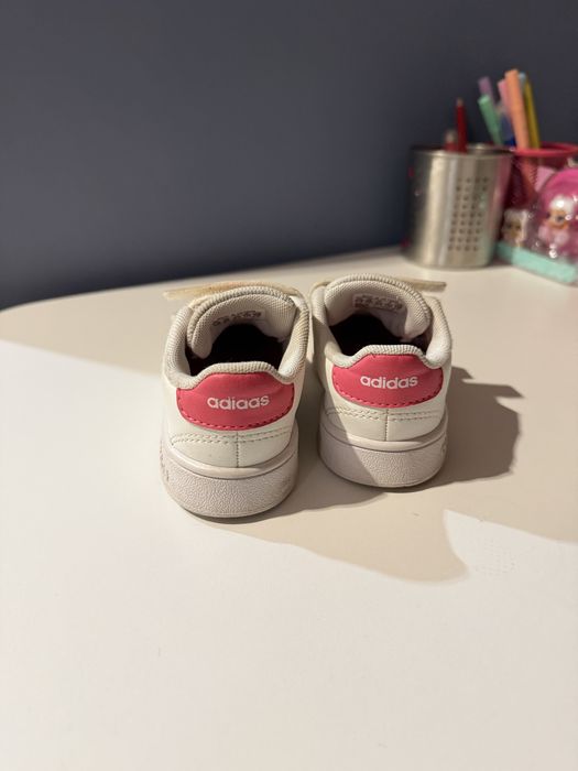 Дитяі кеди adidas