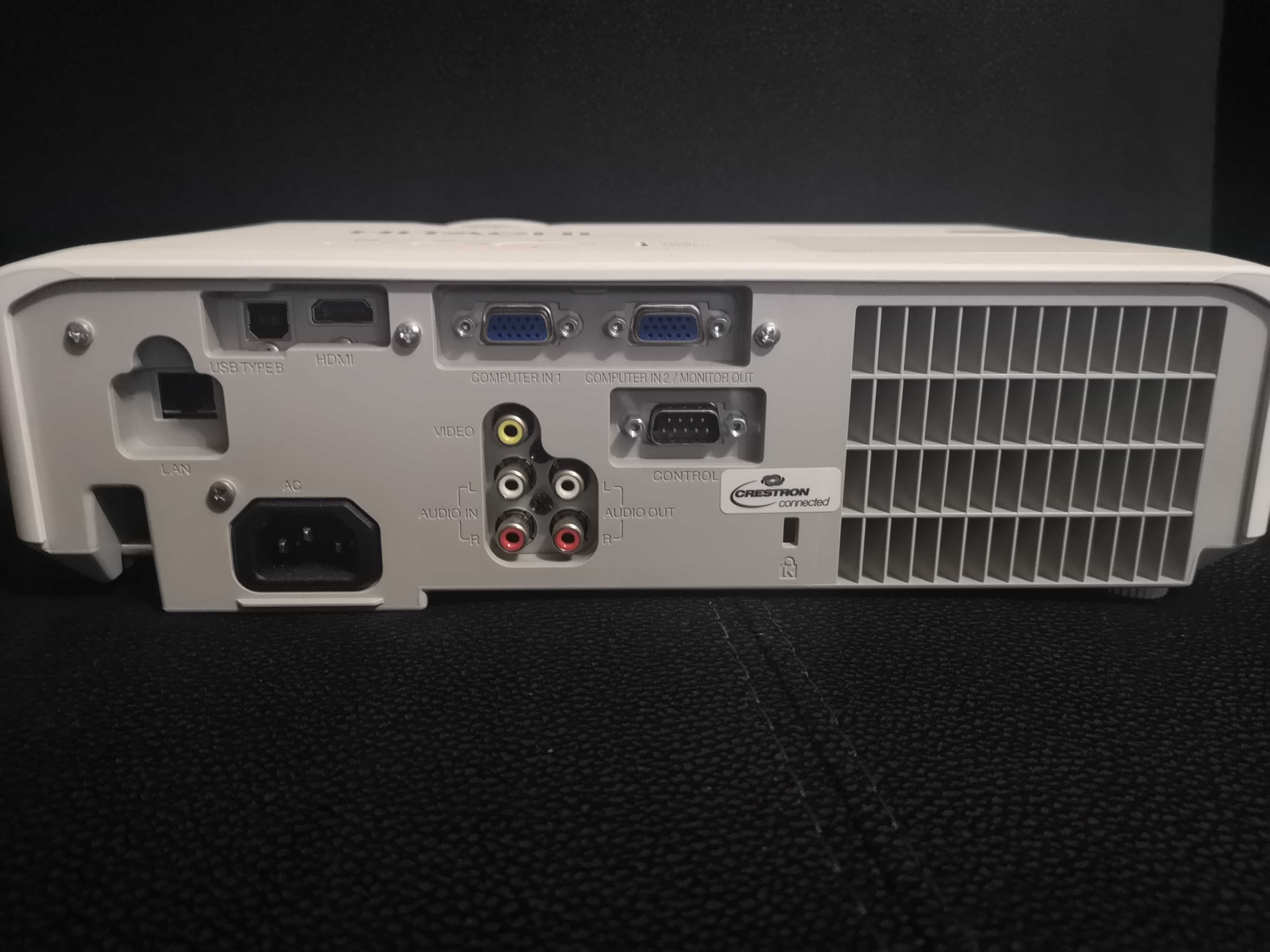 Projektor multimedialny Hitachi