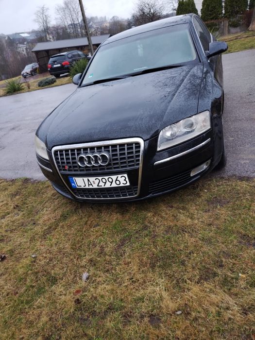 Audi a 8 benzyna 3.2