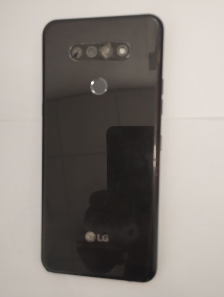 Продам LG K51 модель: LMK500UM 3/32 ГБ, Android 11.