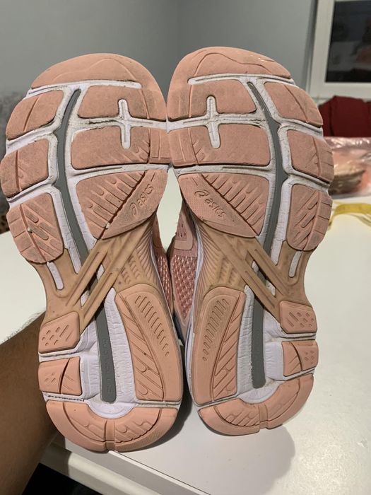 Кросівки asics 38р