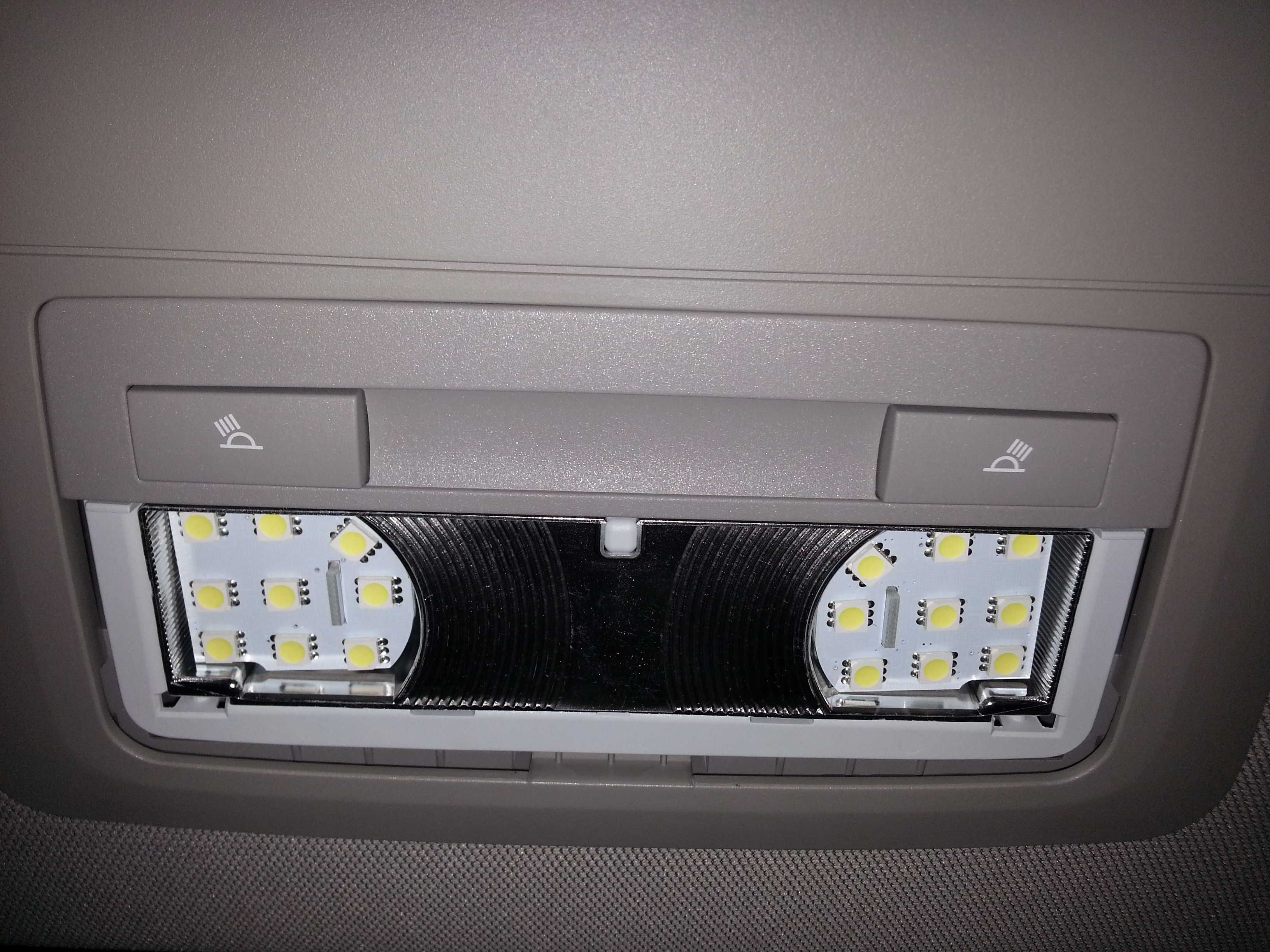 Подсветка/освещение салона Chevrolet Cruze J300,диоды в плафоны.