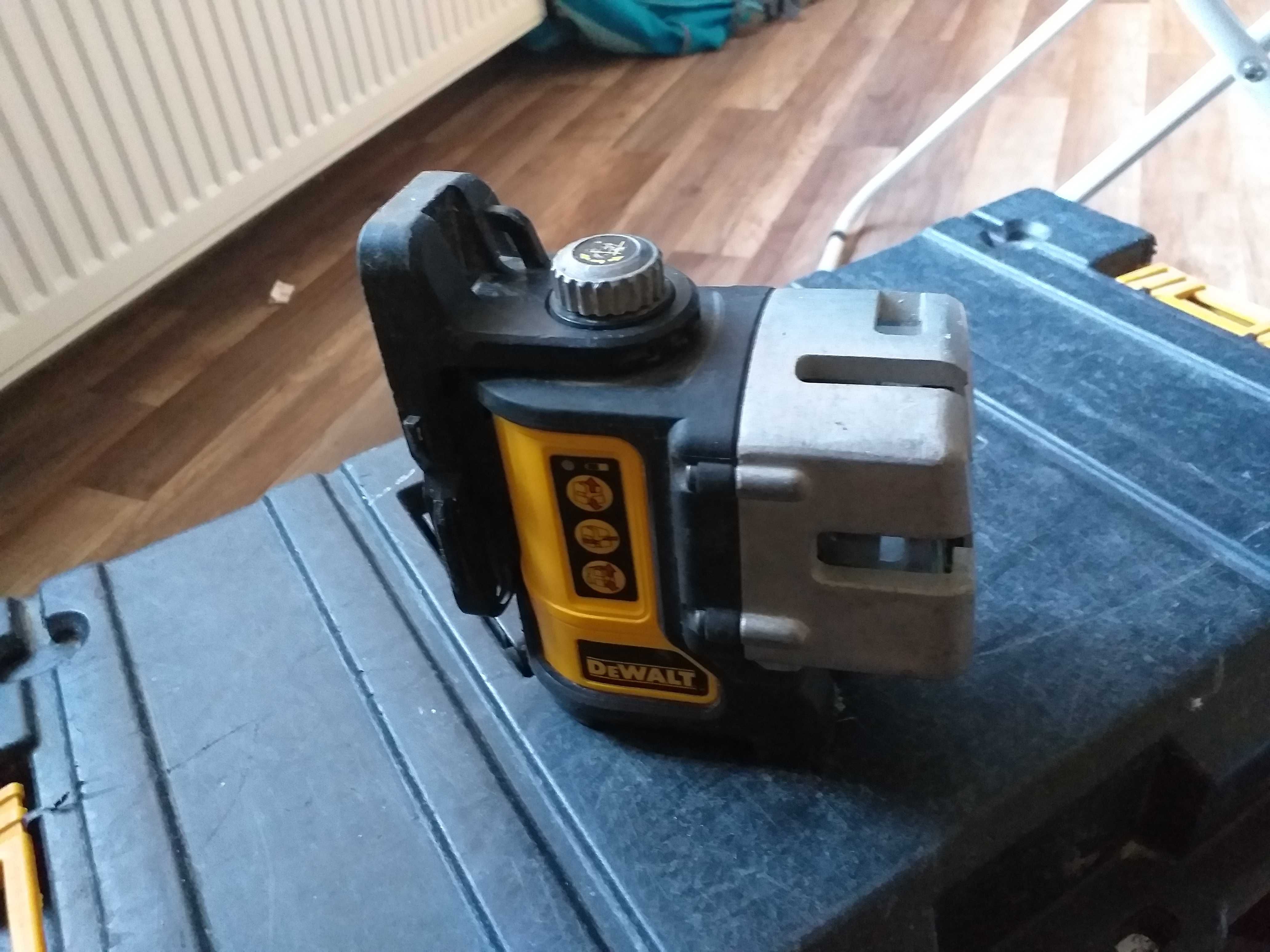 Dewalt laser DW089 3 liniowy