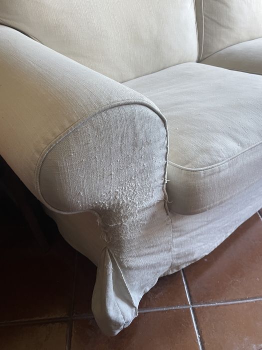 Sofá 3 lugares bege