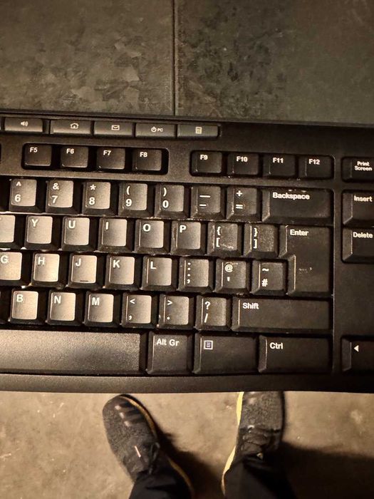 Teclado e Mouse Bluetooth Logitech K270