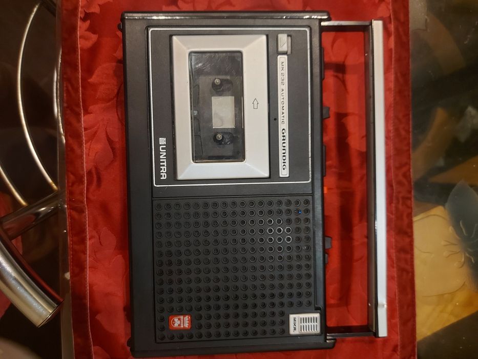 Аудиомагнитофон ГДР с функцией записи GRUNDIG