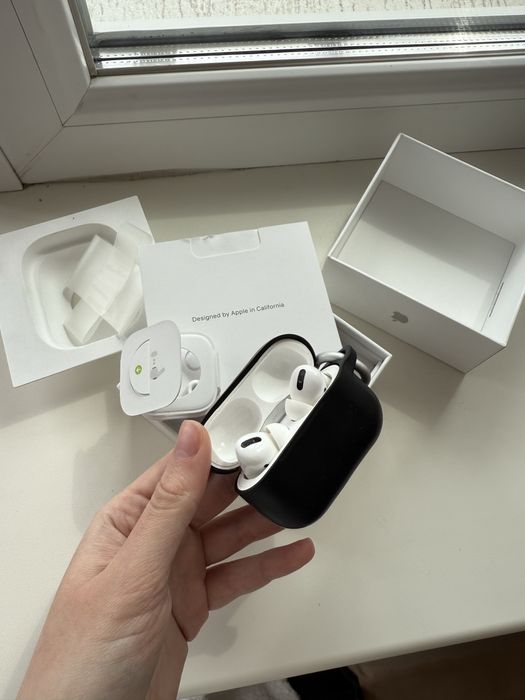 Apple AirPods PRO 1 покоління
