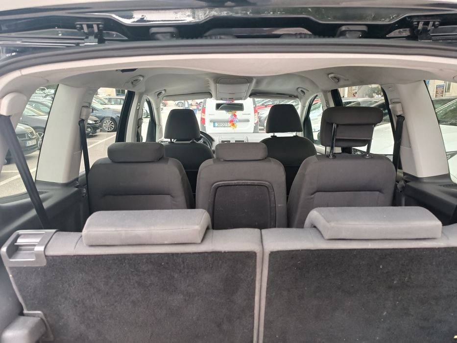 VW Touran Highline 1.6 TDI 7Lugares