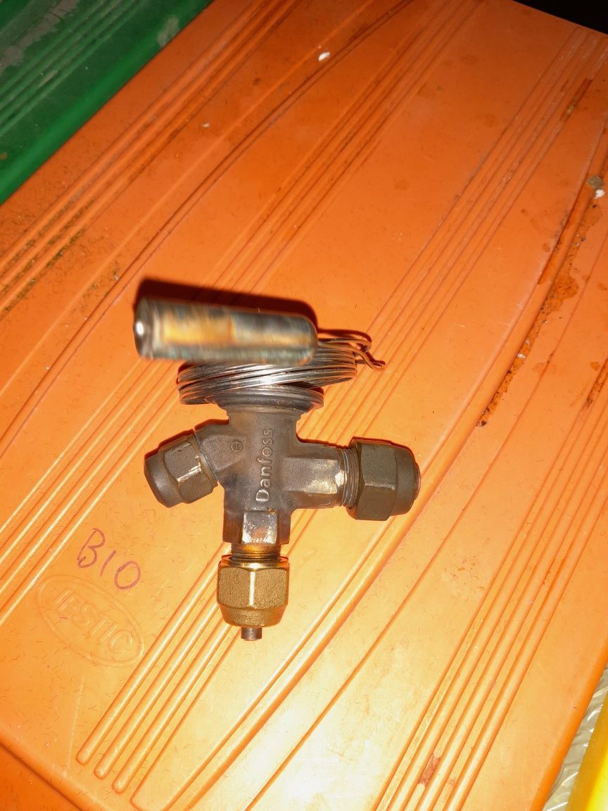 Termostatyczny zawor rozprężny danfoss czynnik r404 r507