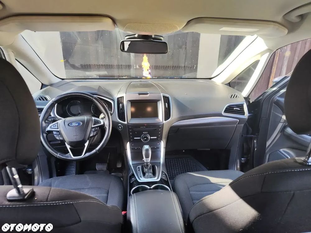 Ford Galaxy 2015r. 150km 7os.