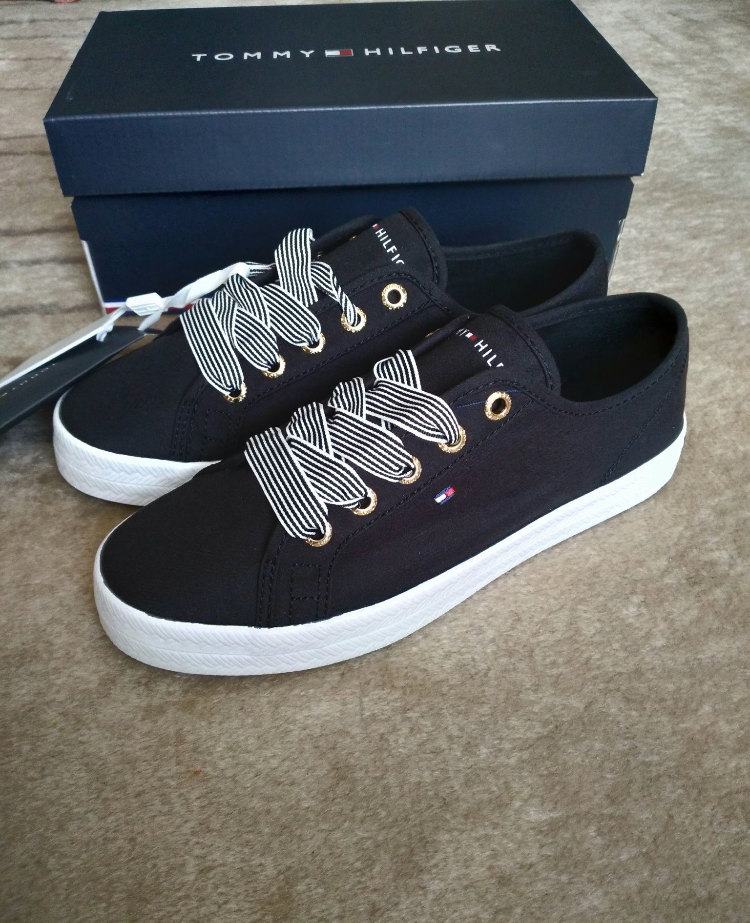 Buty sneakersy trampki tenisówki Tommy Hilfiger r. 37- oryginał!