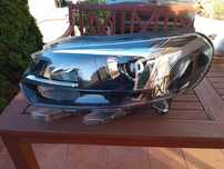 lampa lewy przód Zafira D  life xenon