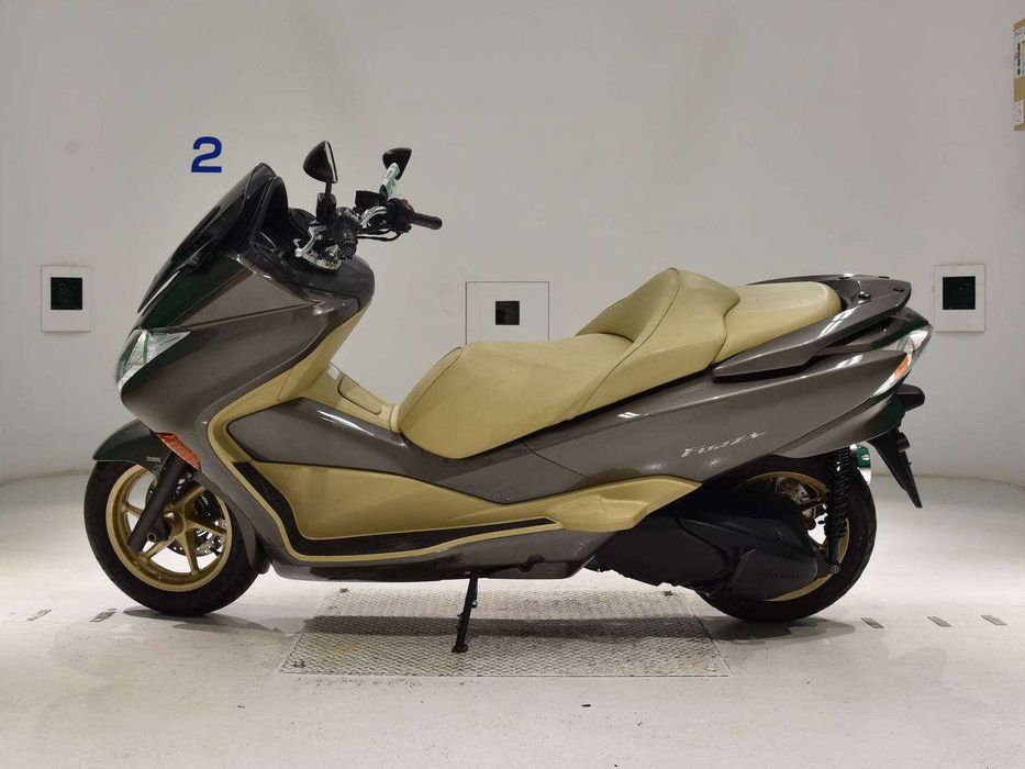 Скутер з Японії Honda Forza 250 MF10 ABS з документами в АртМото Суми