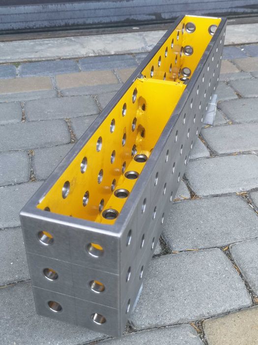 Blok mocujący kształt U 700x150x100 Demmeler system16 stół spawalniczy