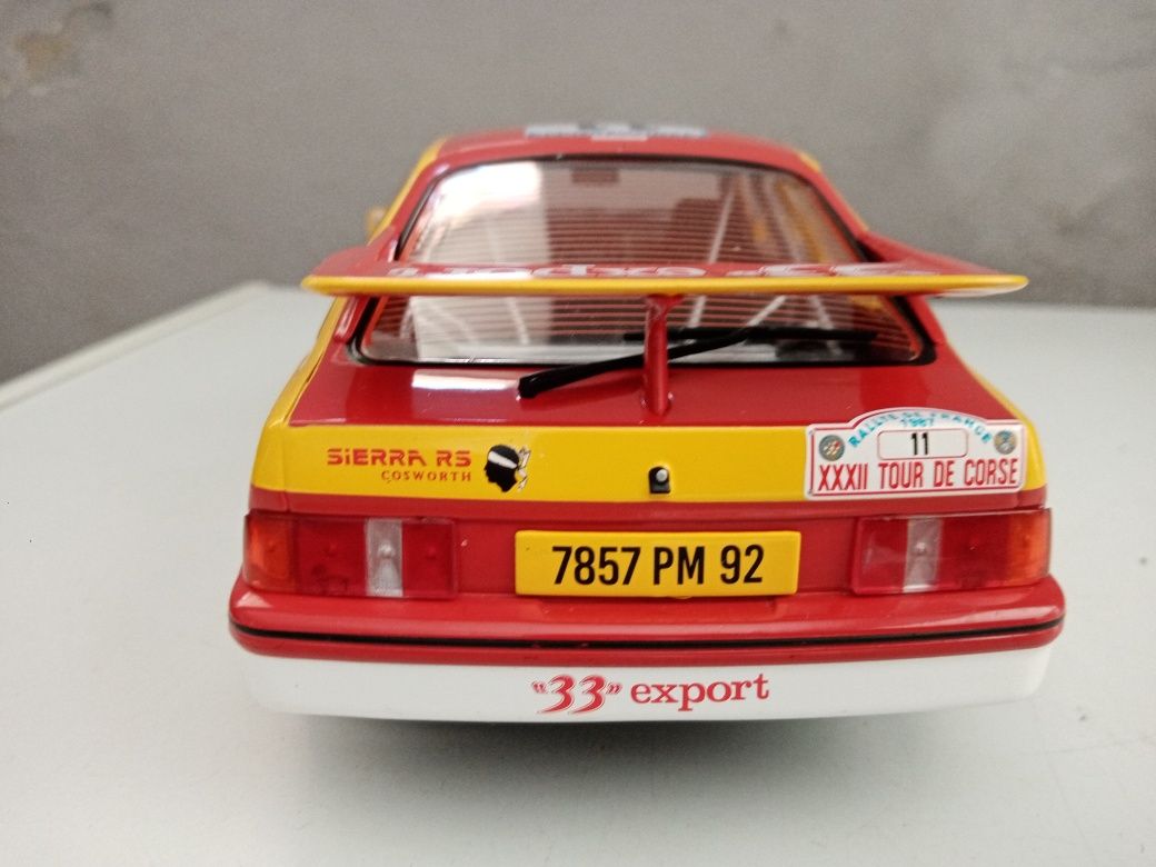 Miniaturas carros 1.18