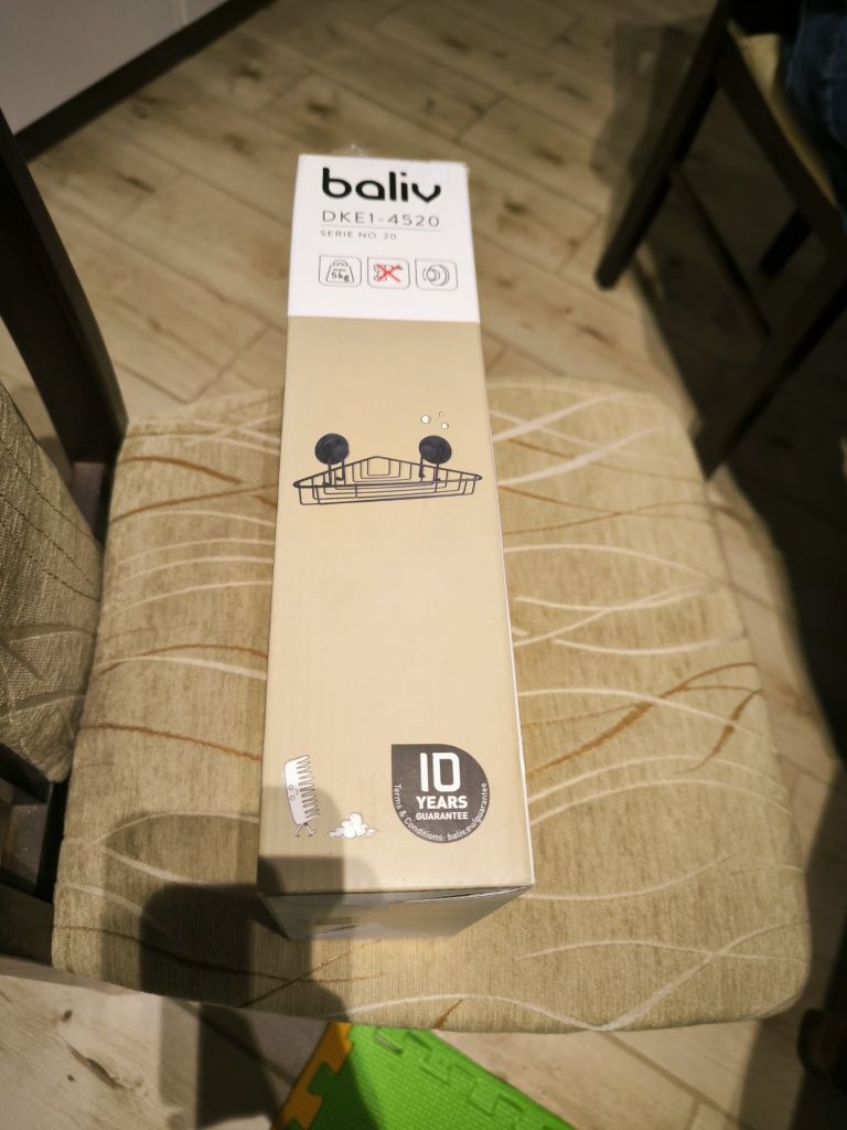 Koszyk łazienkowy Baliv