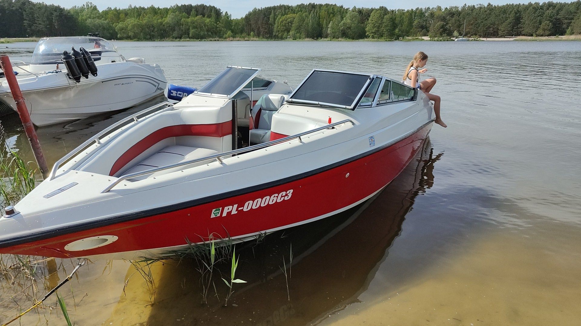 Wynajem/Czarter/Rejs łodzią motorową 5.7 V8 Sulejów