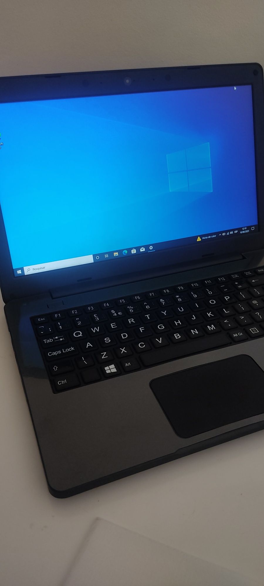 Portáteis i3 8Gb
