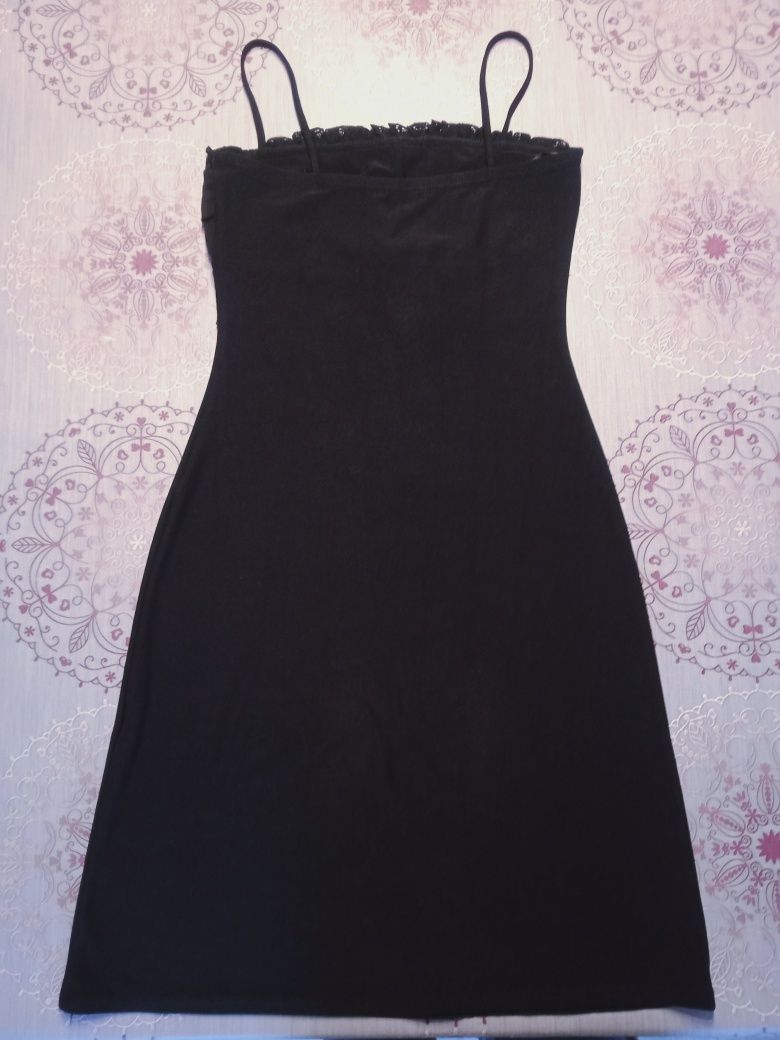 Sukienka czarna rozmiar S