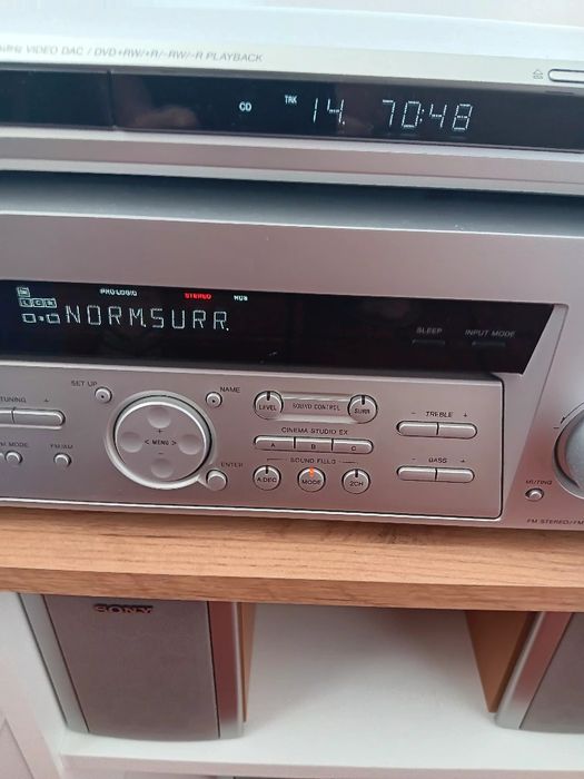 Som amplificador e  dvd Sony