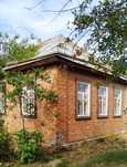 Продається цегляний будинок в селі Санжариха.