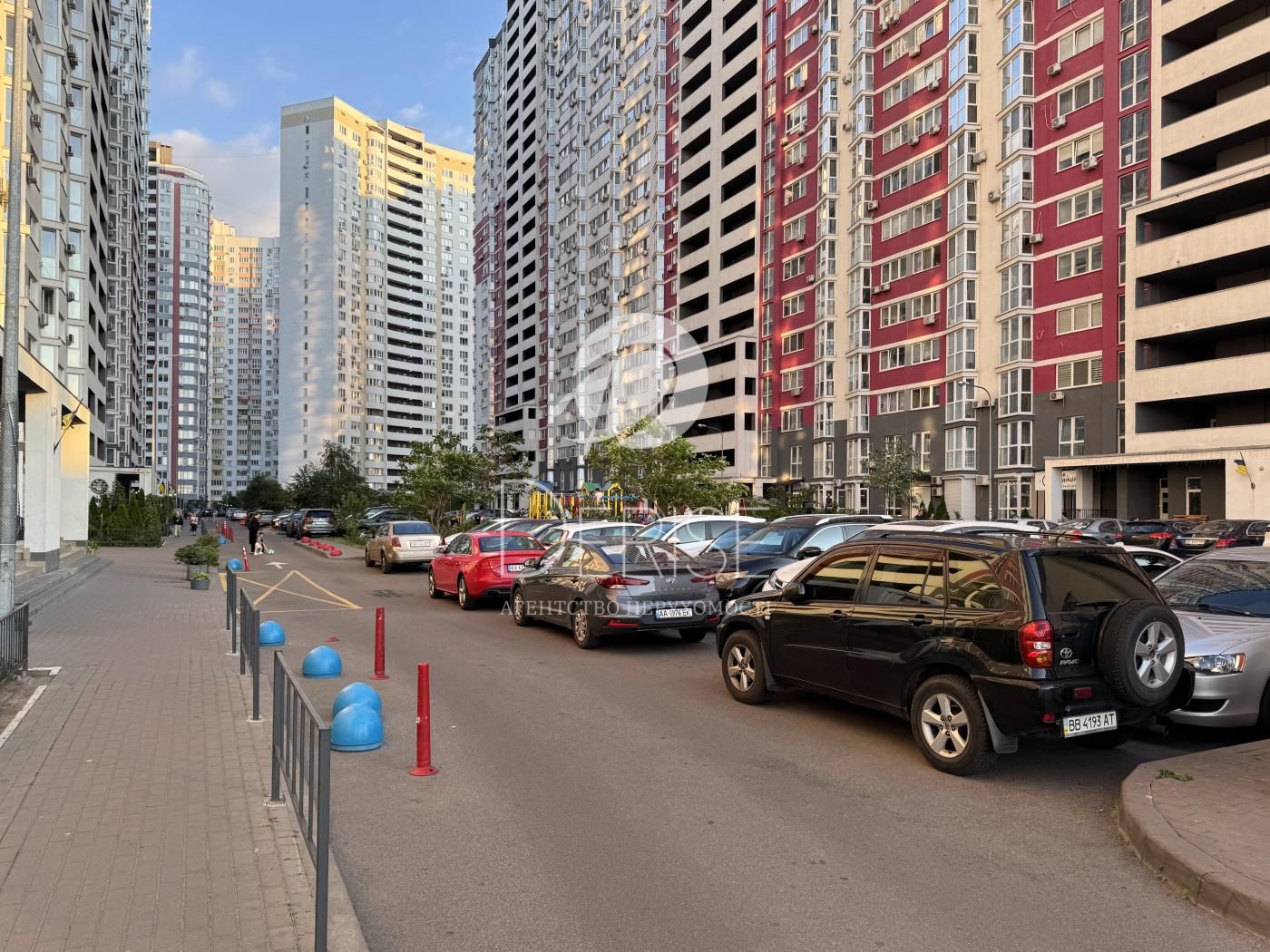 #6202 1к Драгоманова Позняки Осокорки Дарницький  River Mall