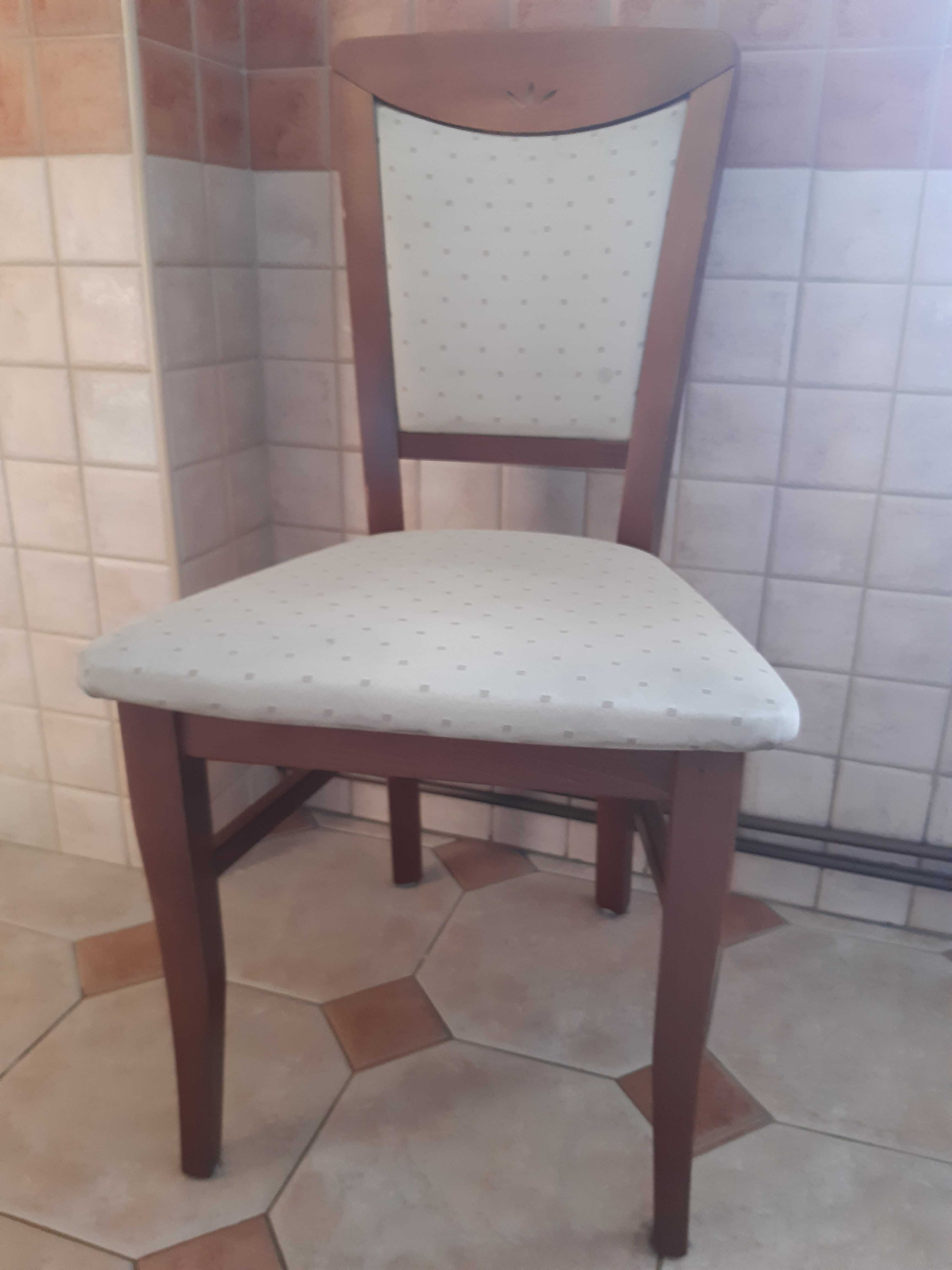 Stół i krzesła do kuchni