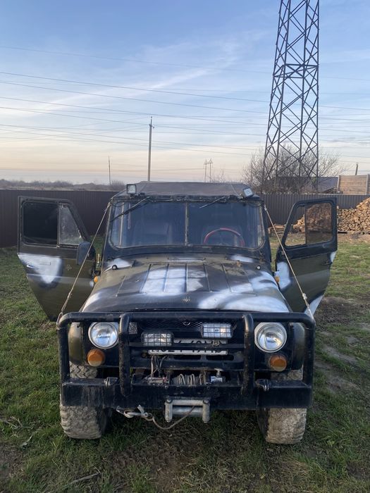 Продам УАЗ 31512