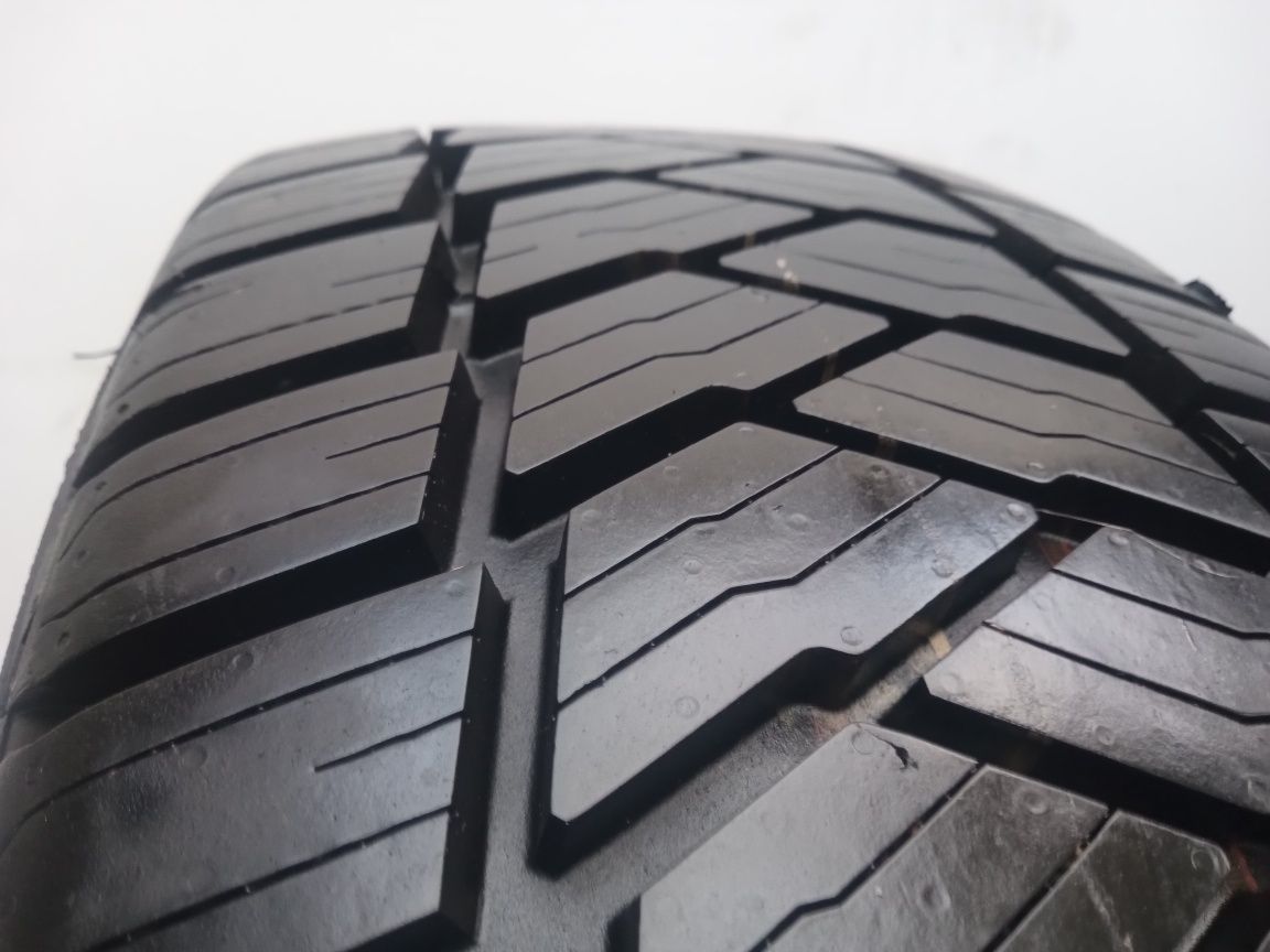 Opona całoroczna Bridgestone Duravis All Sezon 205/65R16c jak Nowa