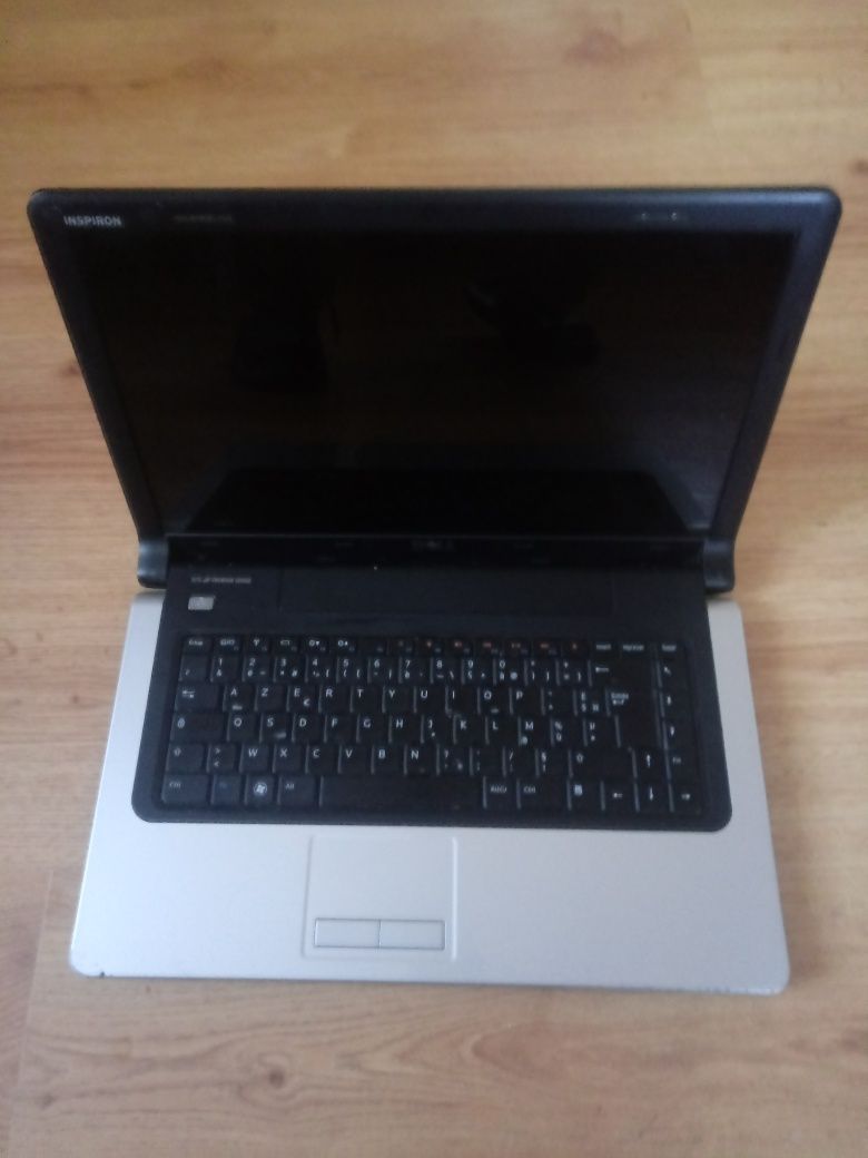 Laptop Dell INSPIRION 1570