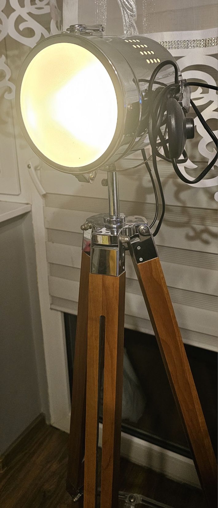 Lampa na statywie Fotografia Studio
