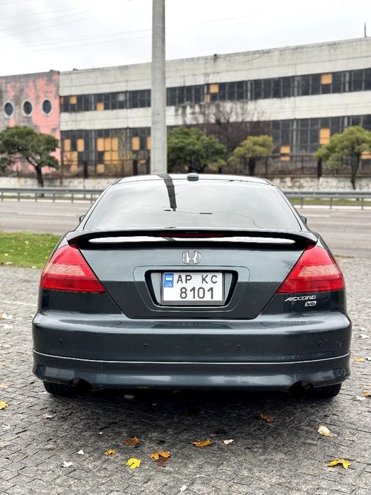 В продаже Honda Accord 2003 3.0 газ/бенз