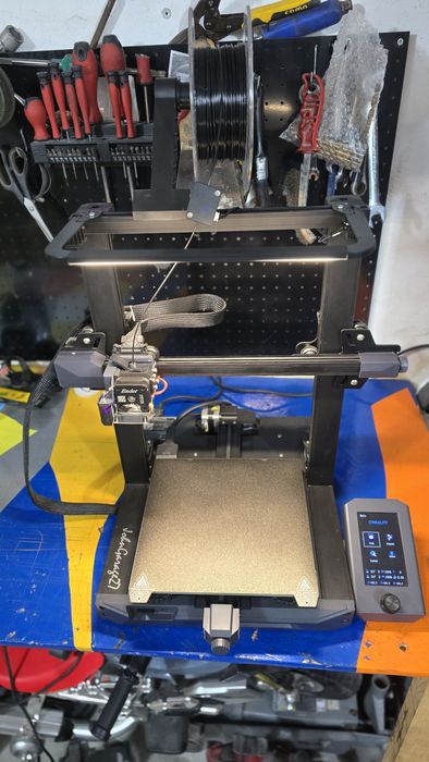 Creality ender 3 s1 usada como nova  máquina de impressão 3d