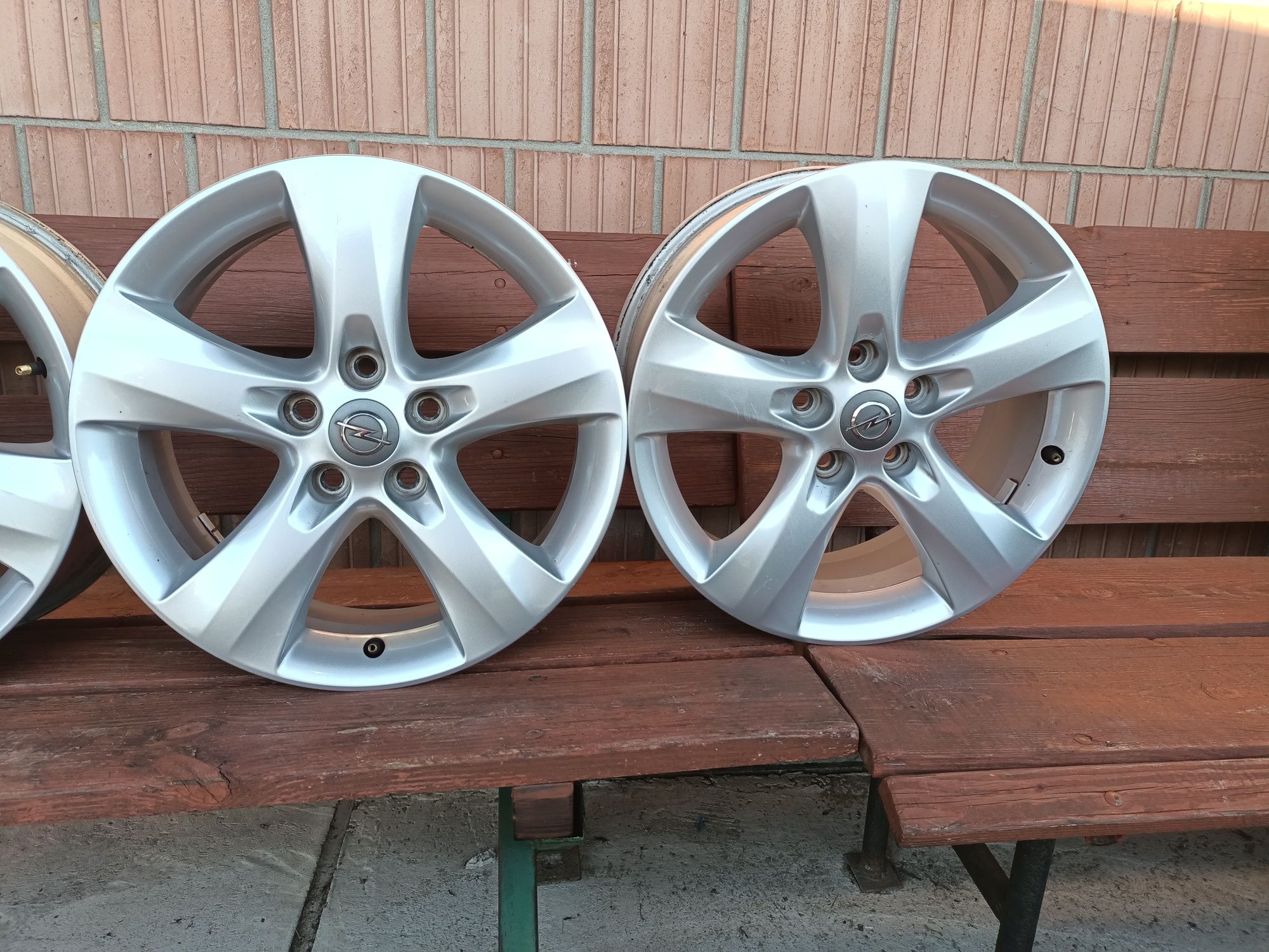 Felgi 5x115 R17 Opel