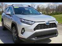 Toyota RAV4 Hybrid XLE Premium AWD 2022